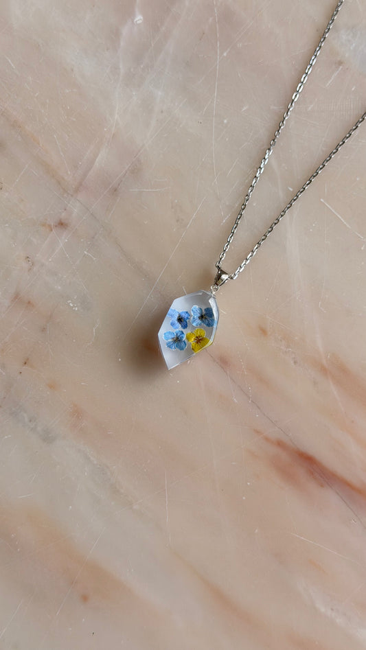 Sora Naturale | Real Pressed Alyssum Frosted White Necklace