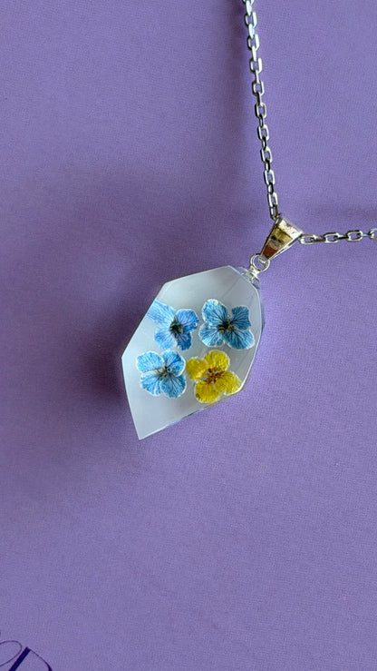 Sora Naturale | Real Pressed Alyssum Frosted White Necklace