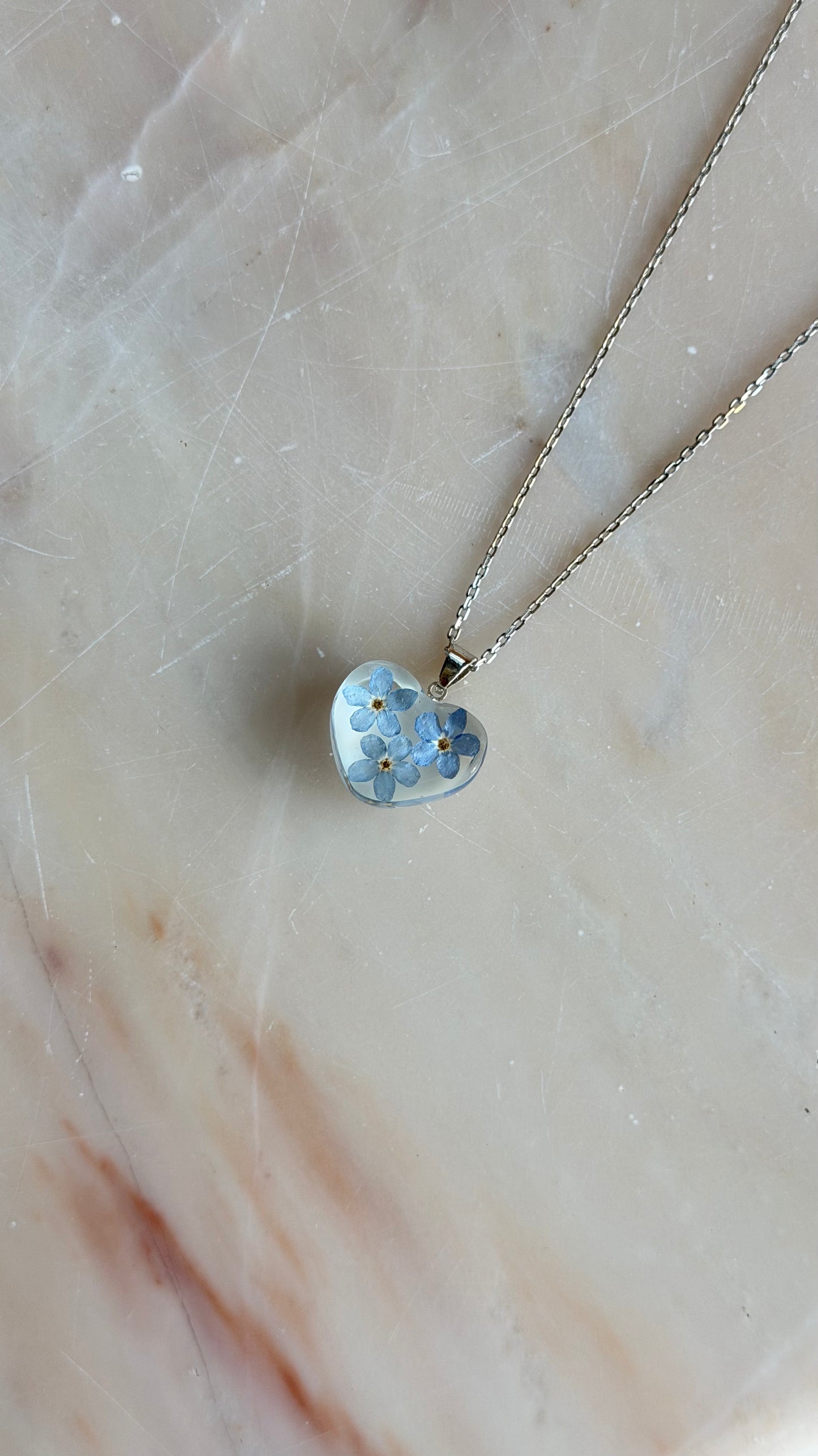 Sora Naturale | Real Pressed Forget-Me-Not Heart Necklace