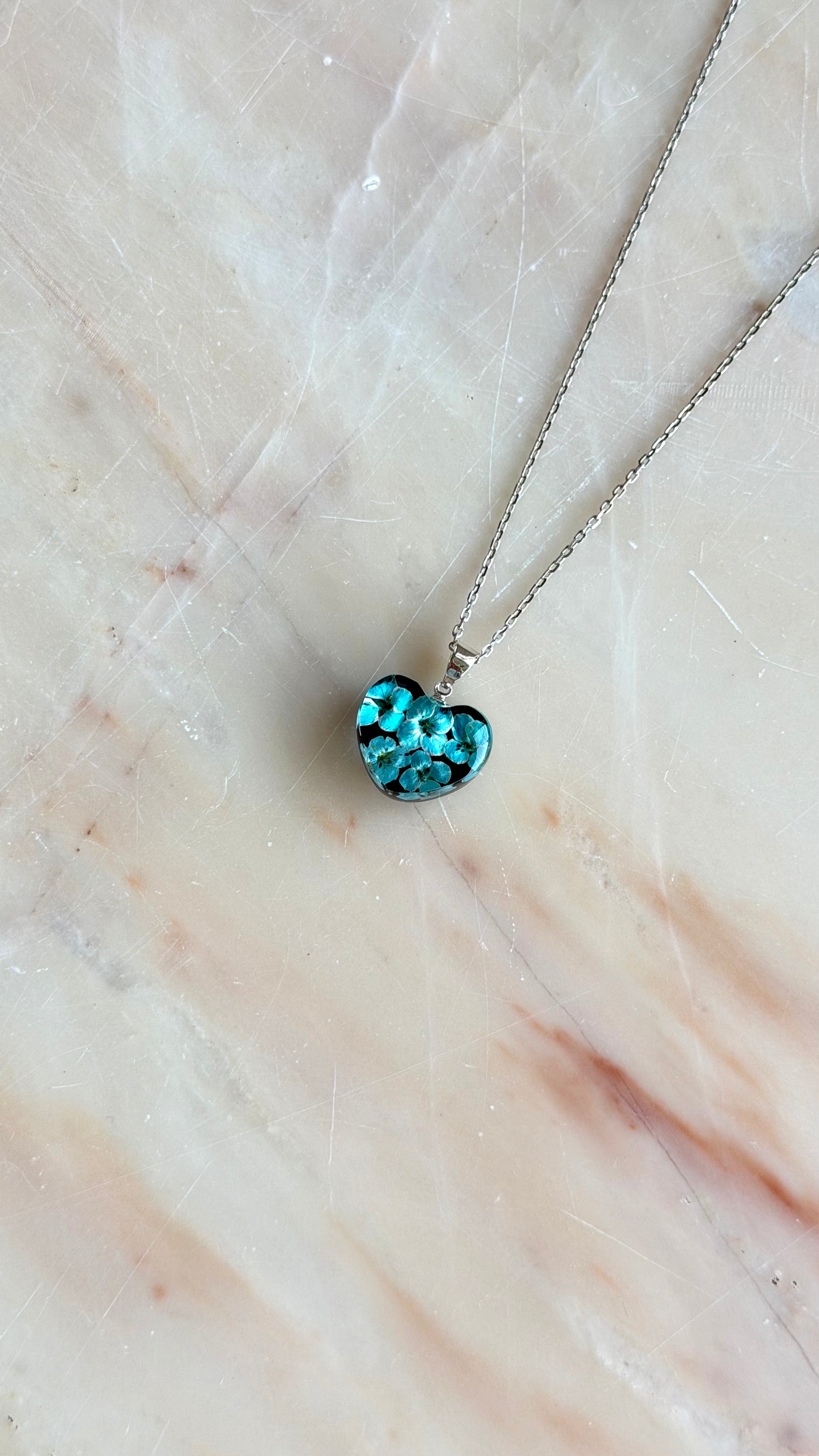 Sora Naturale | Real Pressed Alyssum Heart Necklace
