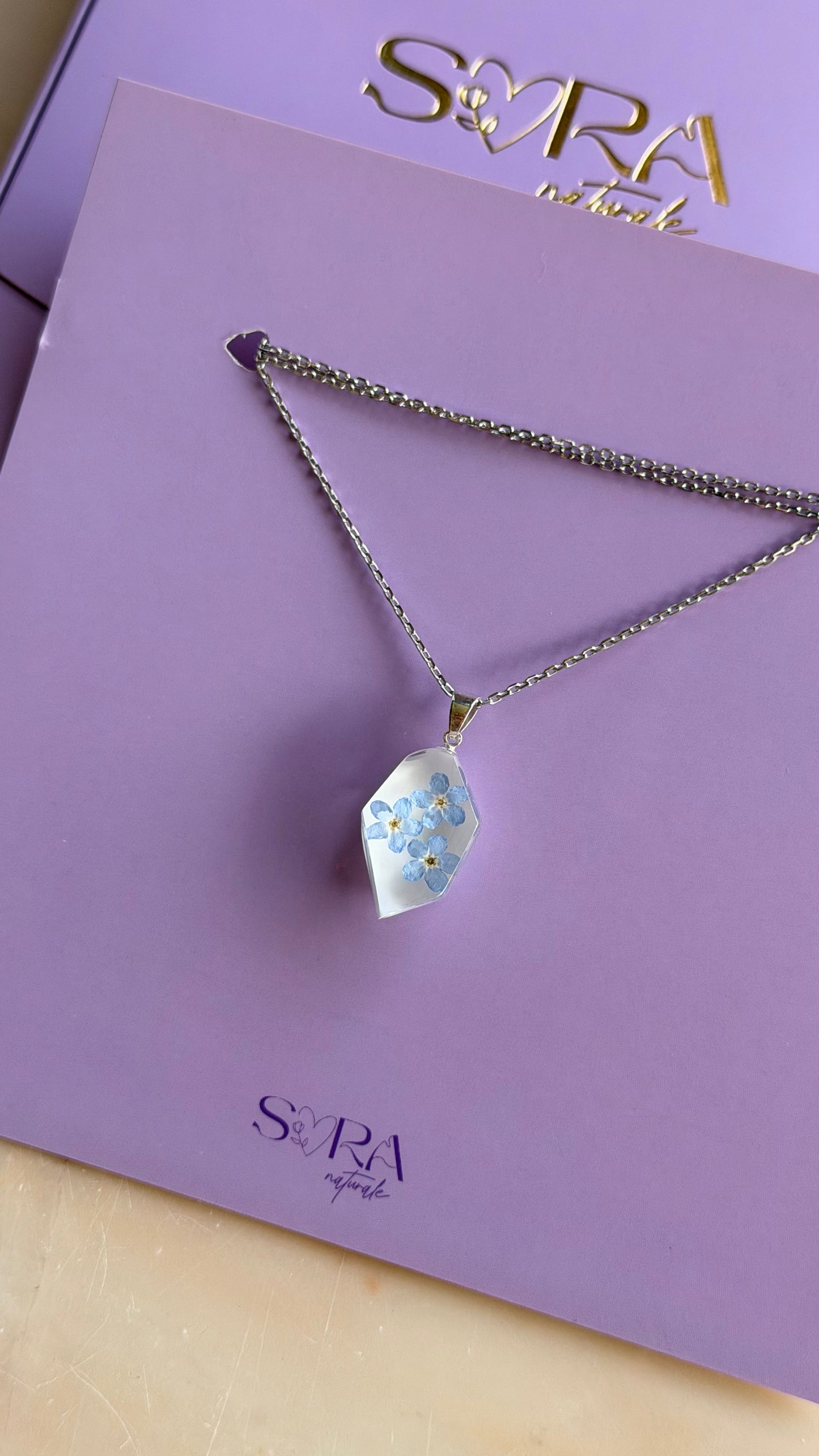 Sora Naturale | Real Pressed Forget-Me-Not Geometric Necklace