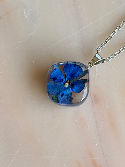Sora Naturale | Real Pressed Viola Necklace - Square (One-of-a-Kind)