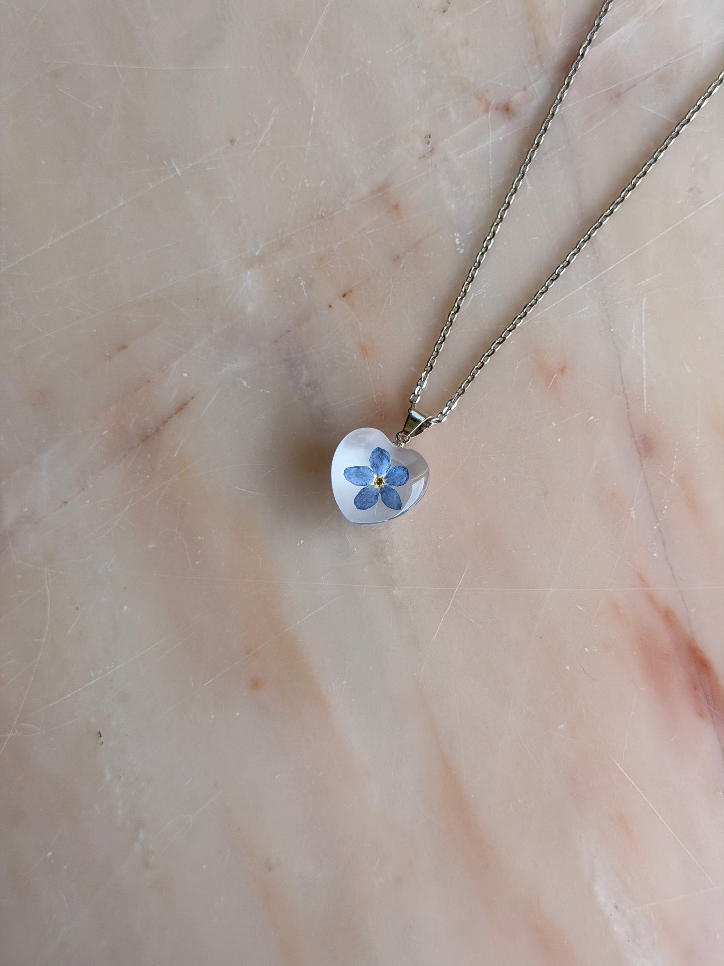 Sora Naturale | Real Pressed Forget-Me-Not Necklace - 1 cm