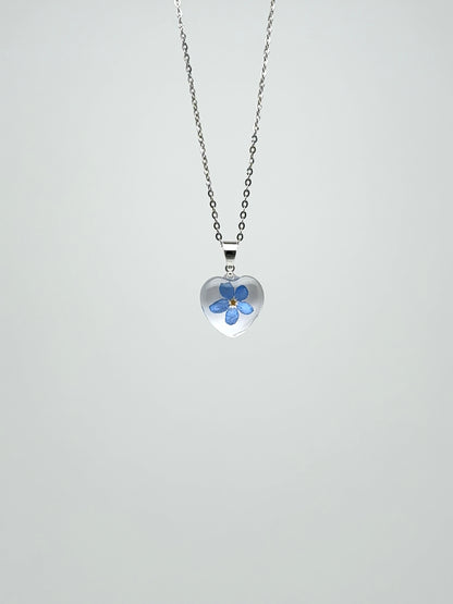 Sora Naturale | Real Pressed Forget-Me-Not Necklace - 1 cm