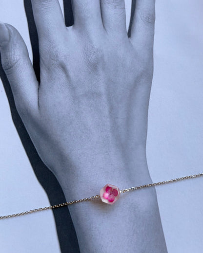 Sora Naturale | Real Pressed Hydrangea Hexagon Bracelet