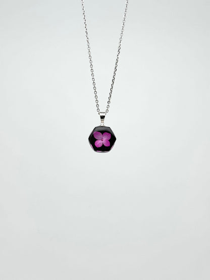 Sora Naturale | Real Pressed Hydrangea Necklace - Circular (One-of-a-Kind)
