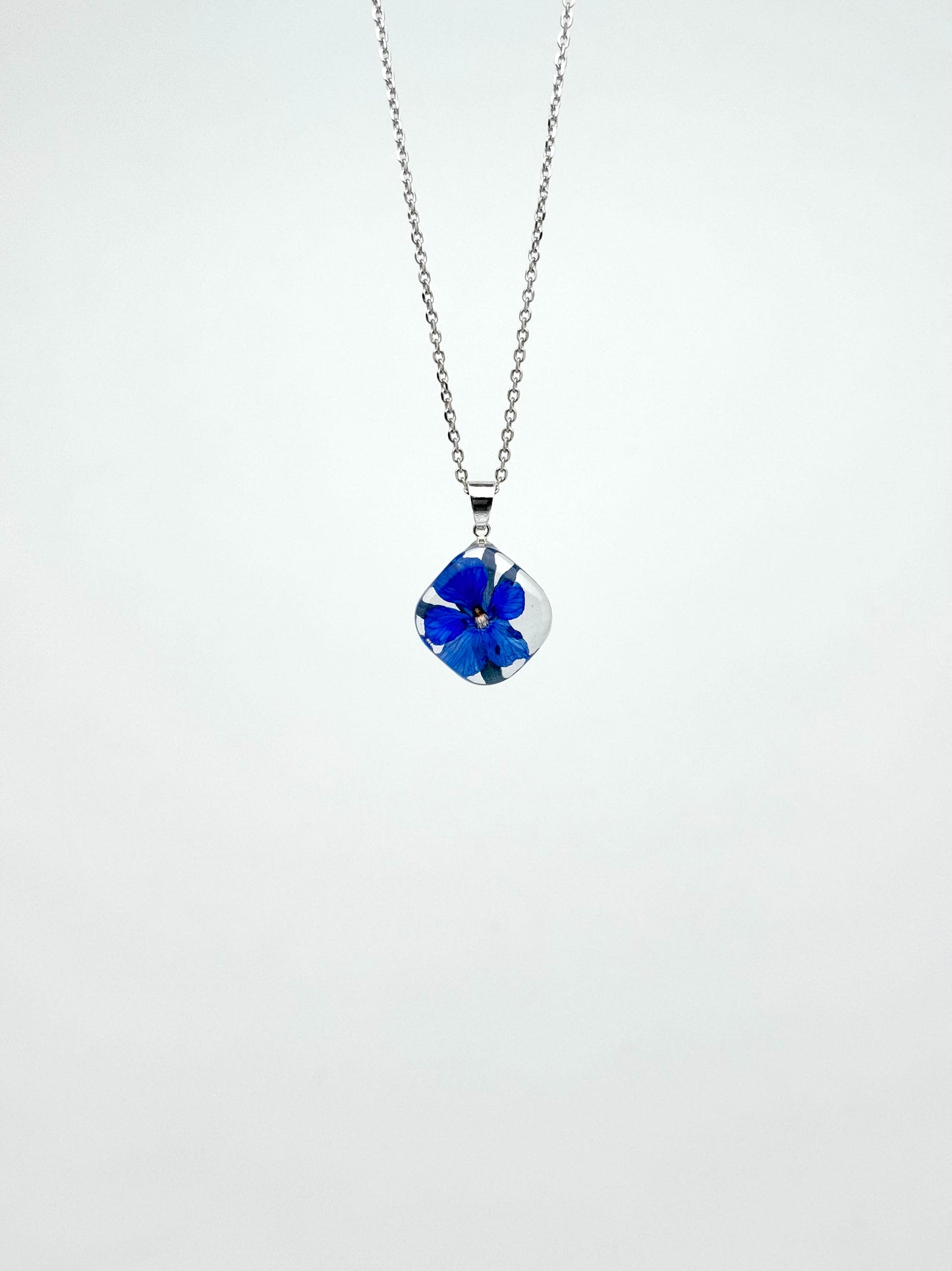 Sora Naturale | Real Pressed Viola Necklace - Square (One-of-a-Kind)