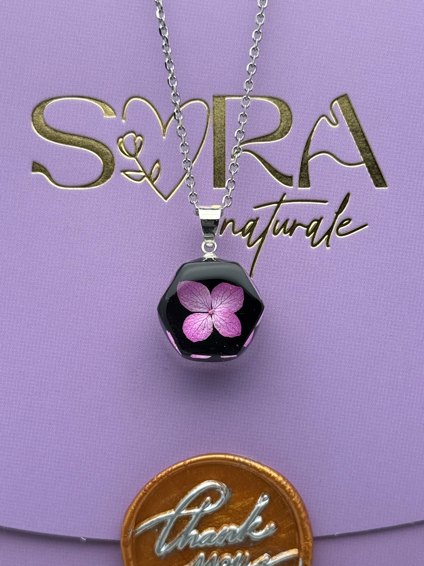 Sora Naturale | Real Pressed Hydrangea Necklace - Circular (One-of-a-Kind)