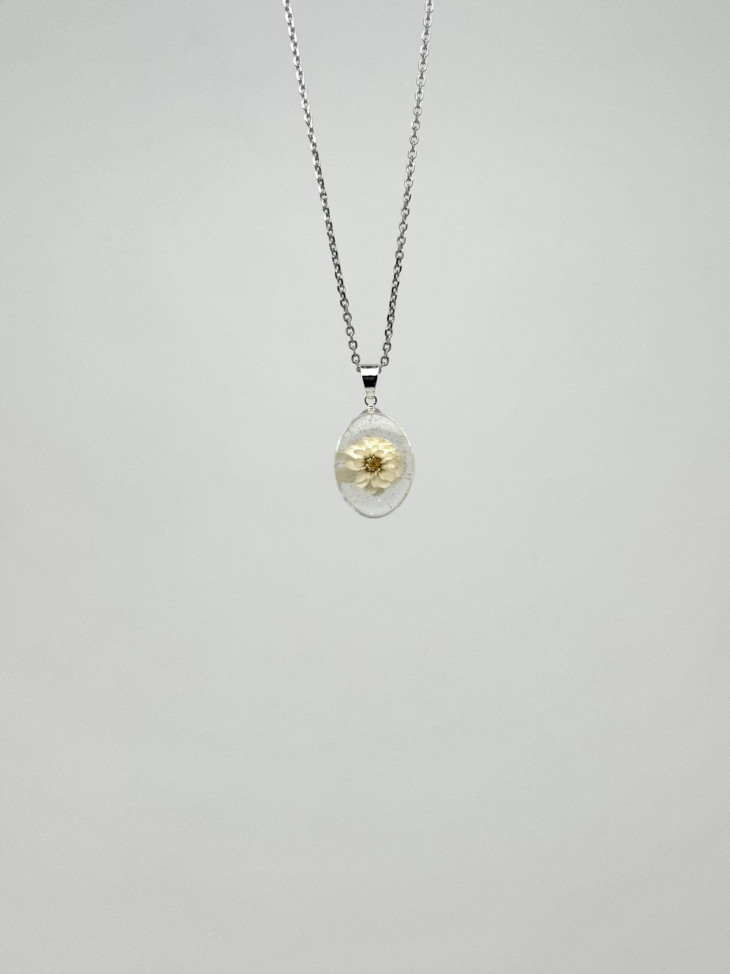 Sora Naturale | Real Pressed Pearly Everlasting Necklace