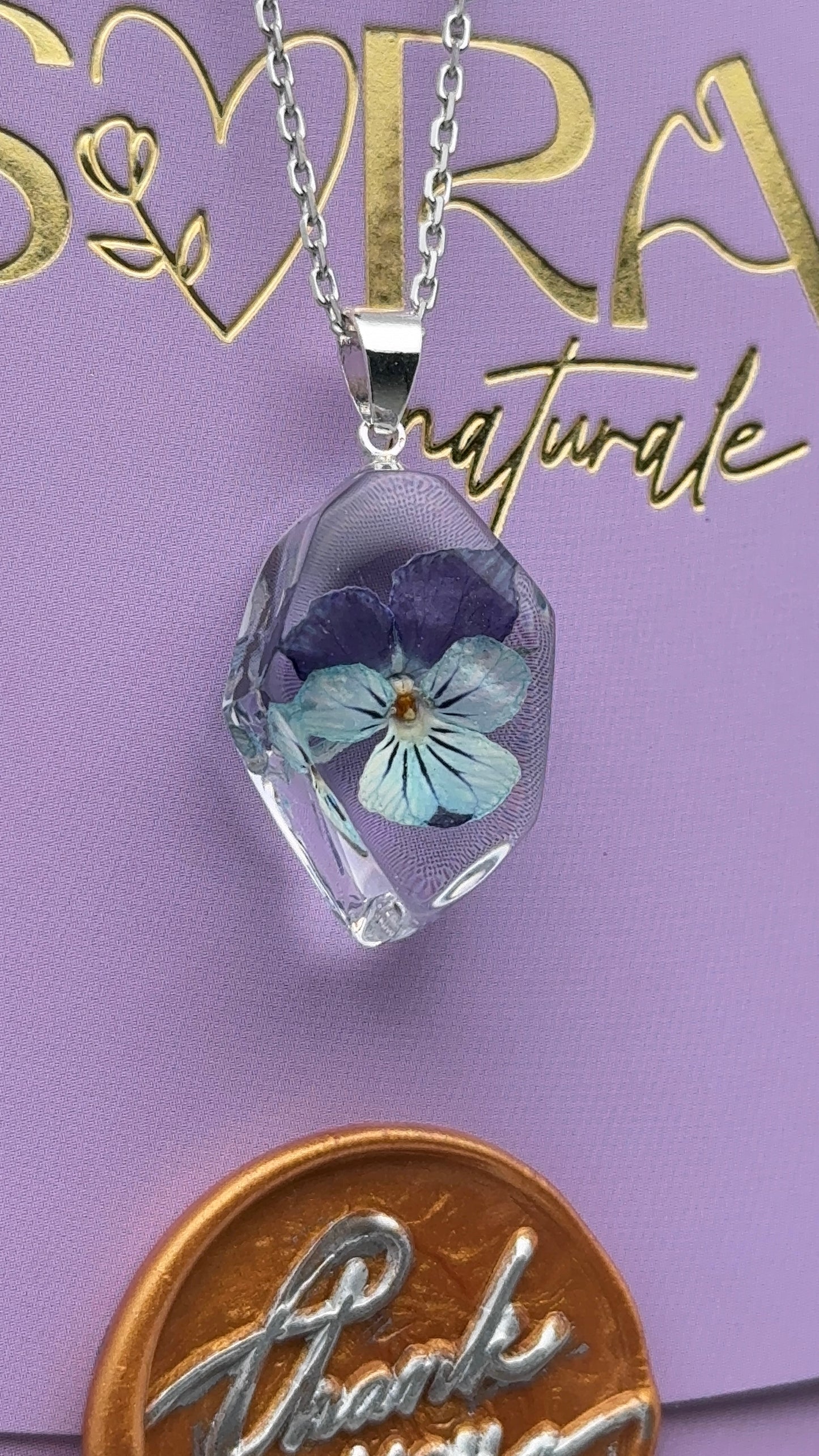 Sora Naturale | Real Pressed Viola Clear Geometric Necklace