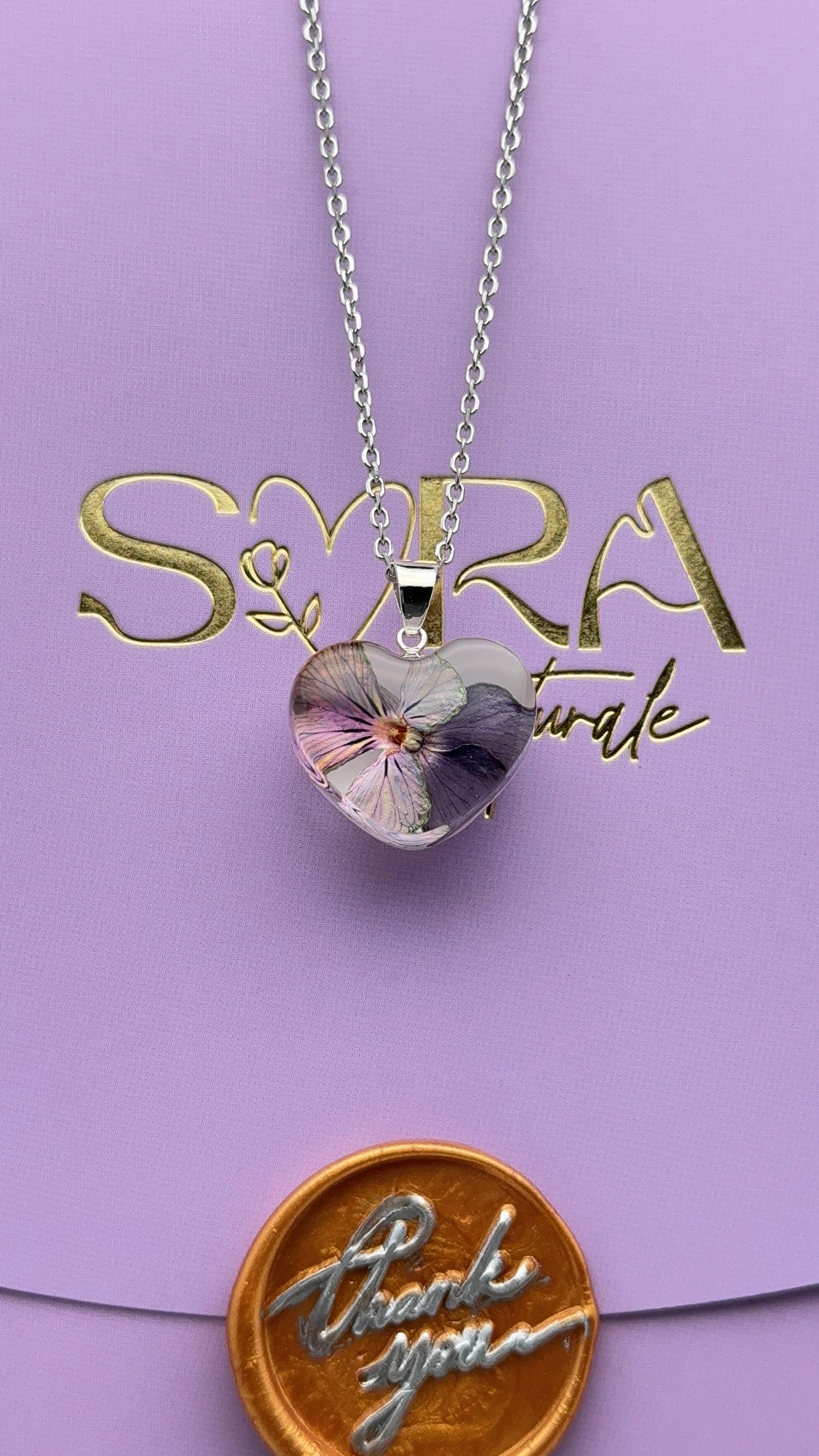 Sora Naturale | Real Pressed Viola Heart Necklace