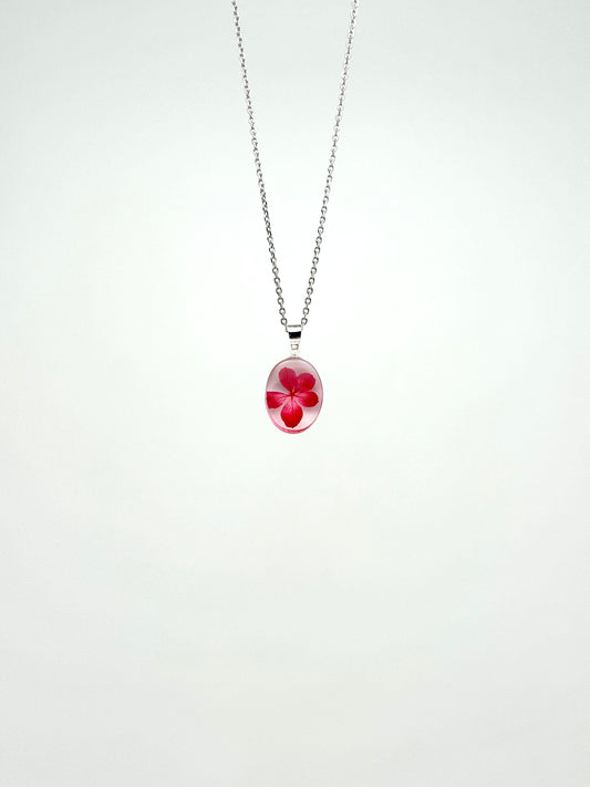 Sora Naturale | Real Pressed Pink Hydrangea Oval Necklace