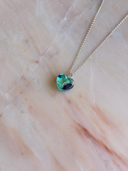 Sora Naturale | Real Pressed Viola Heart Necklace