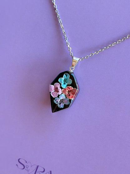 Real Pressed Alyssum Geometric Necklace