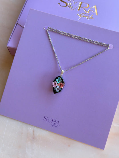 Real Pressed Alyssum Geometric Necklace