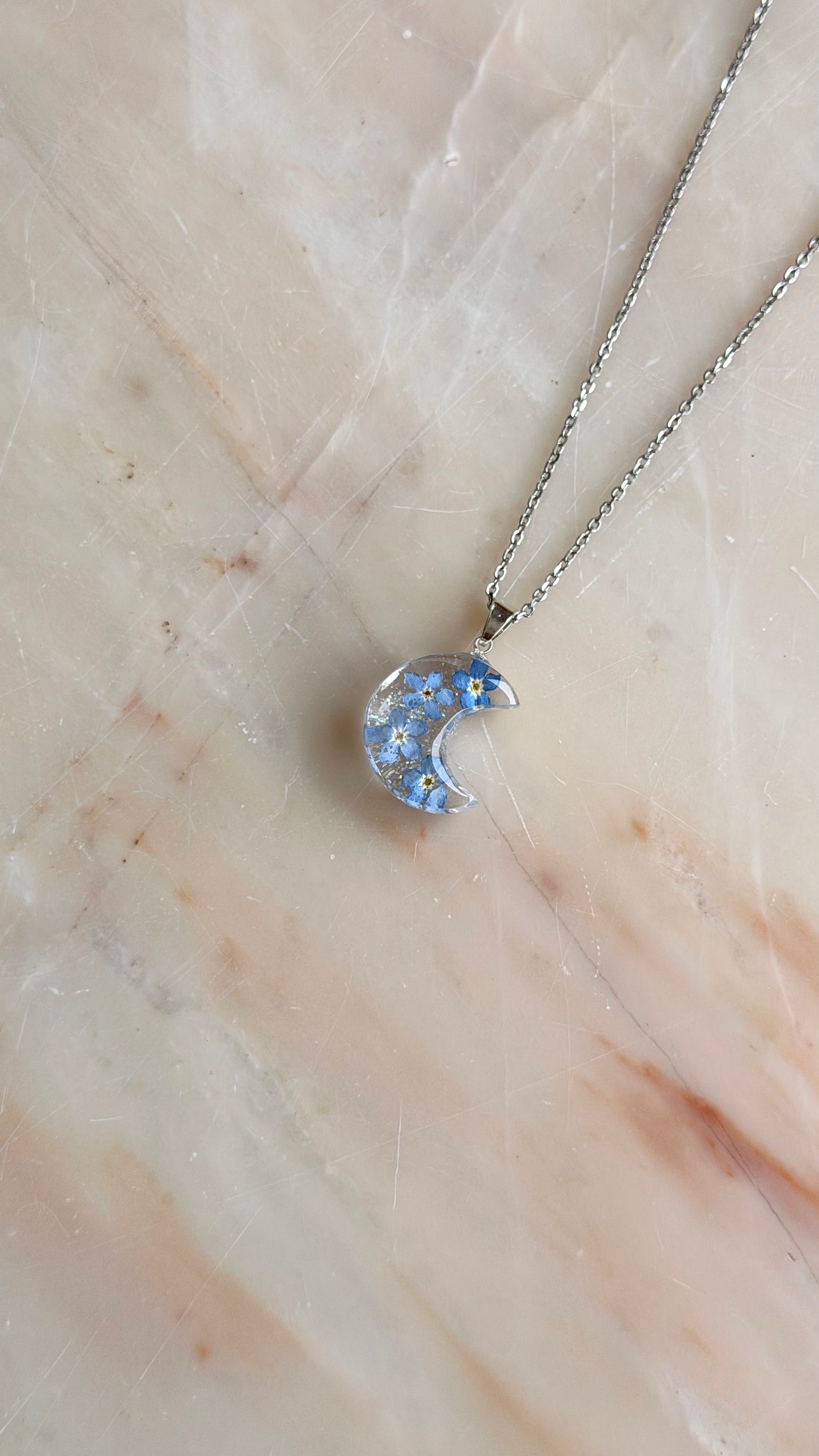 Sora Naturale | Real Pressed Forget-Me-Not Crescent Moon Necklace