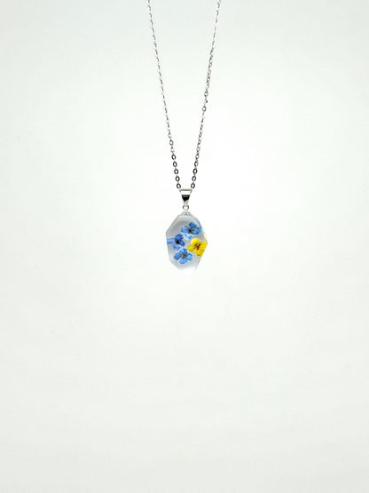 Sora Naturale | Real Pressed Alyssum Frosted White Necklace