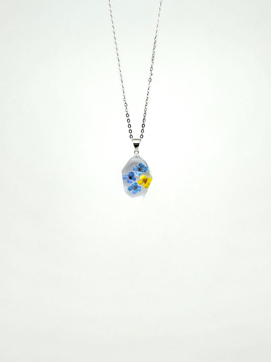 Sora Naturale | Real Pressed Alyssum Frosted White Necklace