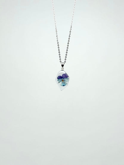 Sora Naturale | Real Pressed Viola Clear Geometric Necklace