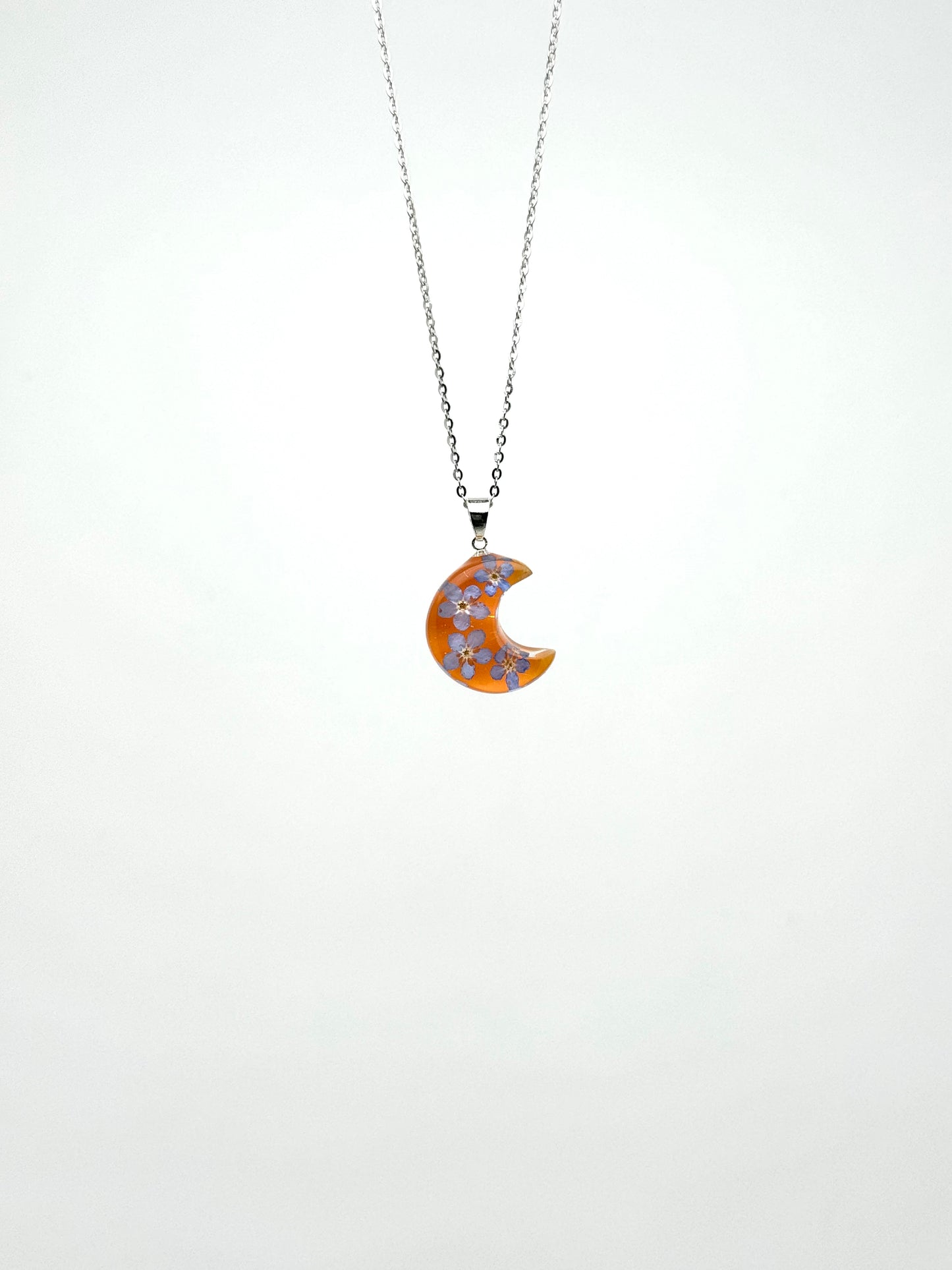 Sora Naturale | Real Pressed Forget-Me-Not Crescent Moon Necklace