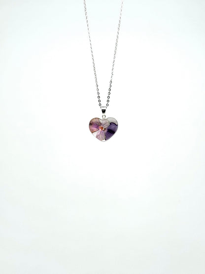 Sora Naturale | Real Pressed Viola Heart Necklace
