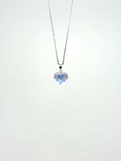 Sora Naturale | Real Pressed Forget-Me-Not Heart Necklace