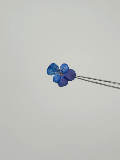 Sora Naturale | Real Pressed Viola Heart Necklace (One-of-a-Kind)