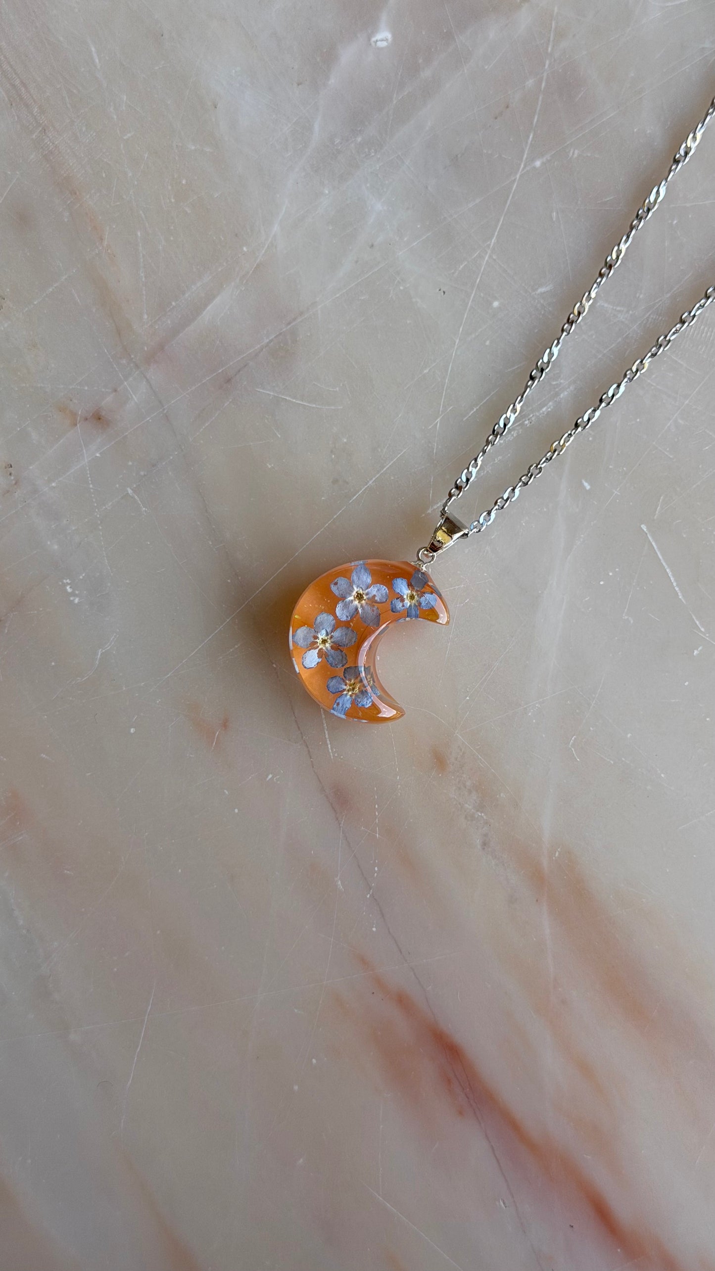 Sora Naturale | Real Pressed Forget-Me-Not Crescent Moon Necklace